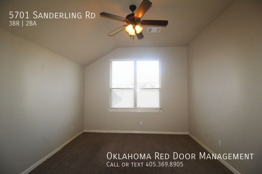 5701 Sanderling Rd - Photo 7 of 14