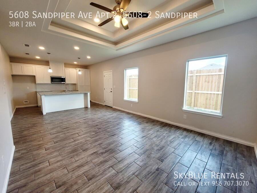 5608 Sandpiper Ave Apt 2 - Photo 5 of 9