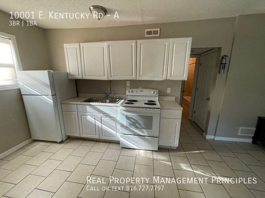 10001 E Kentucky Rd #A - Photo 2 of 17