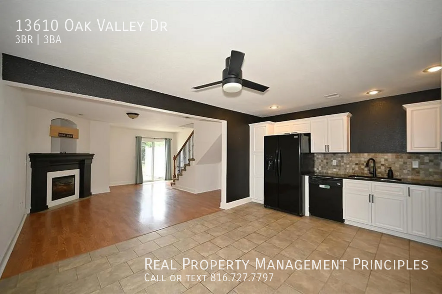13610 Oak Valley Dr - Photo 4 of 19
