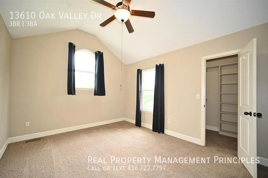 13610 Oak Valley Dr - Photo 7 of 19