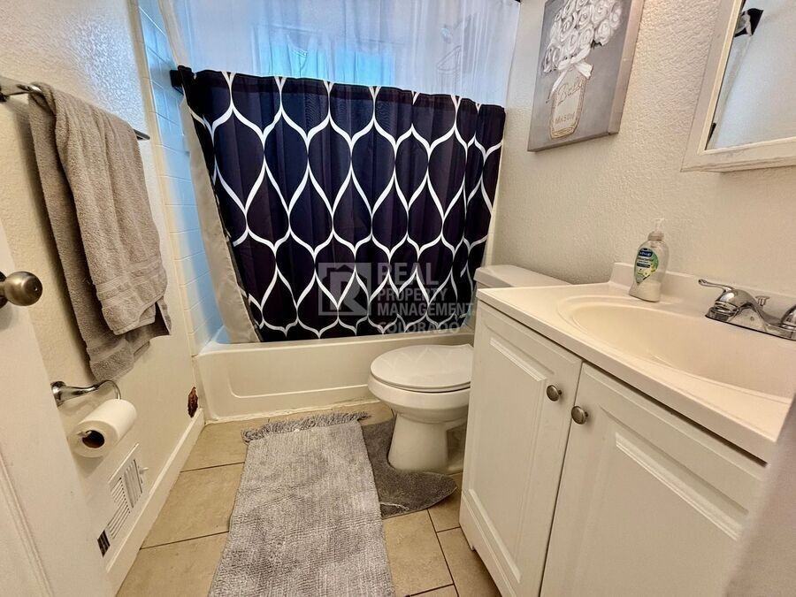 660 W 1st Ave - Photo 7 of 17