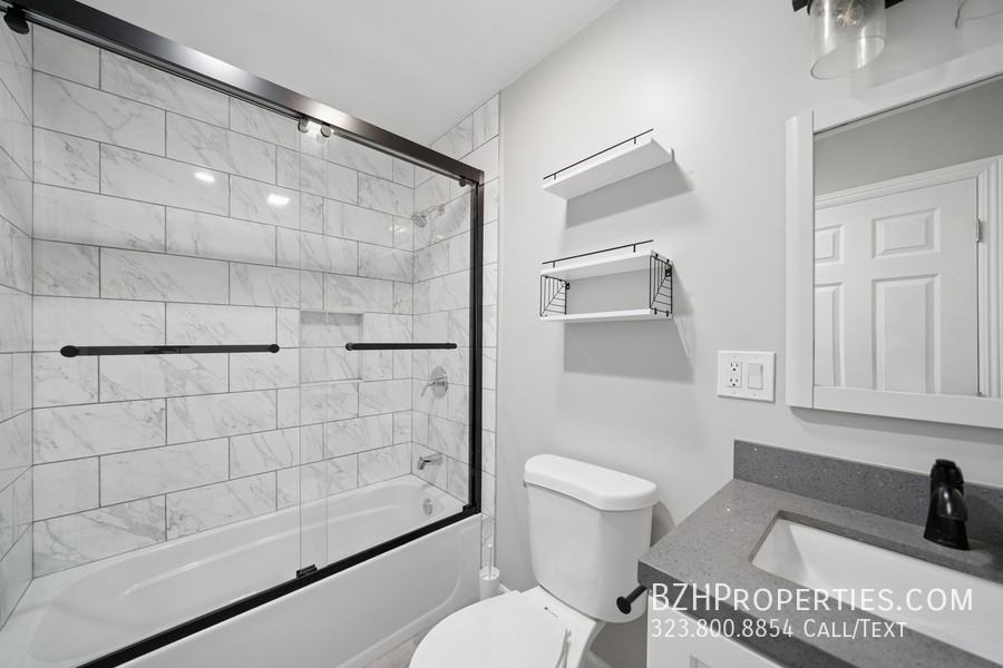 1545 W 23rd St - Photo 6 of 11