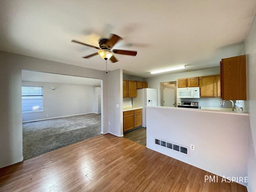 1760 Juniper St - Photo 6 of 14