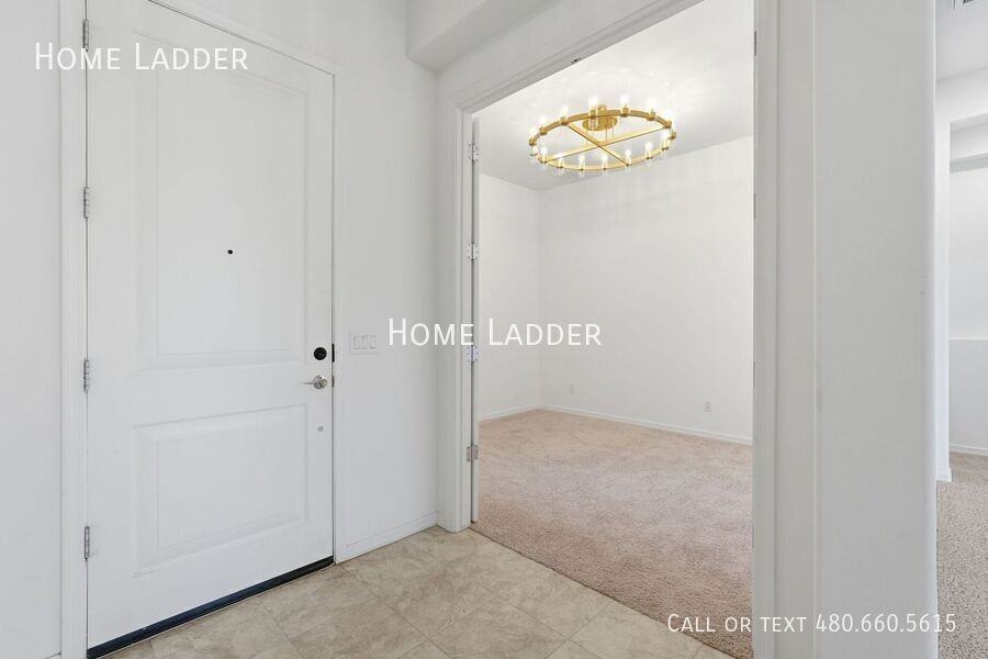 10812 E Tesla Ave - Photo 5 of 50