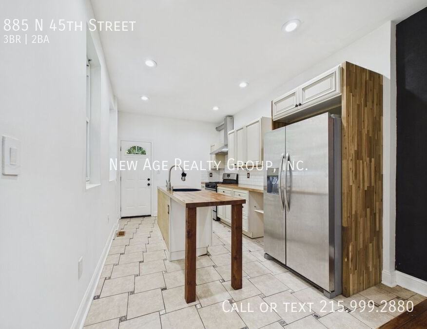 885 N 45th St - Photo 4 of 20