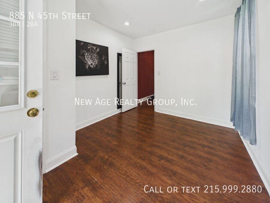 885 N 45th St - Photo 6 of 20