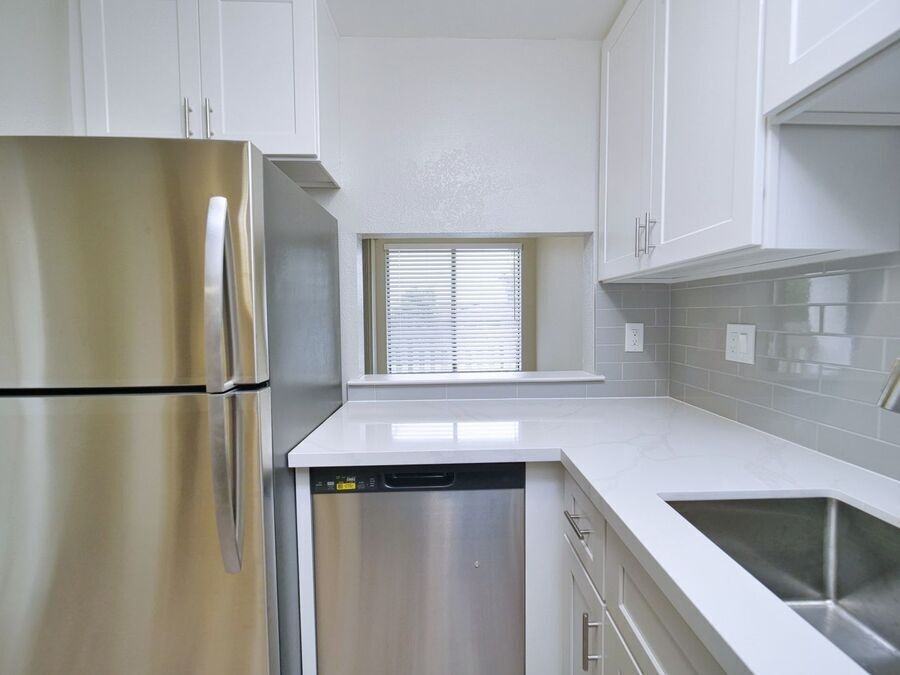 920 Fletcher Ln #105 - Photo 3 of 22