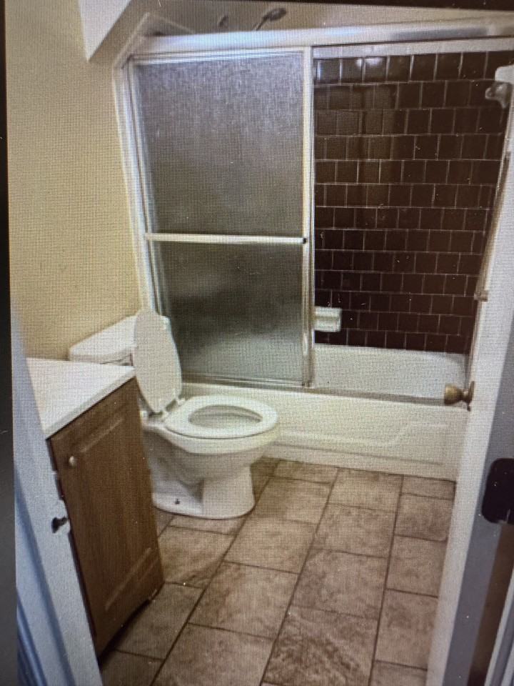 655 26th St #NA - Photo 7 of 18