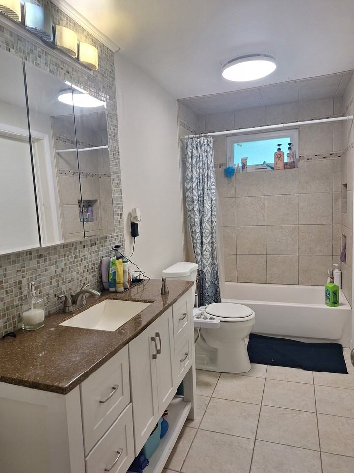 130 Christopher Cir #NA - Photo 5 of 12