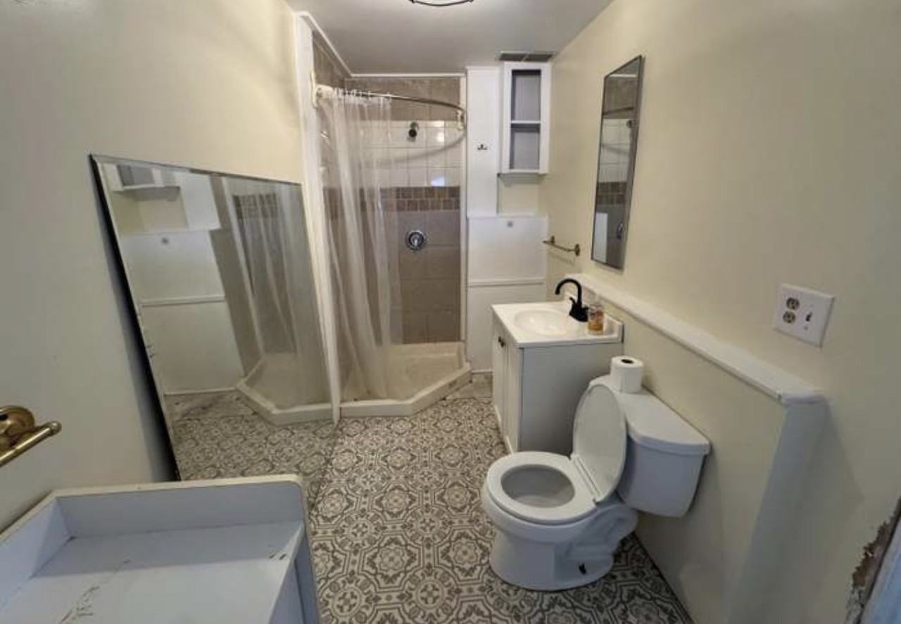 532 E Adams St #NA - Photo 6 of 11