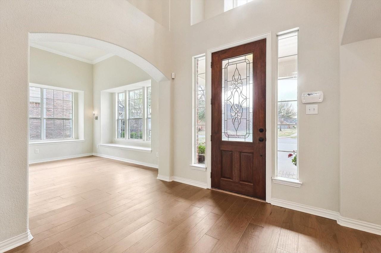 9705 Terence Dr #NA - Photo 3 of 21
