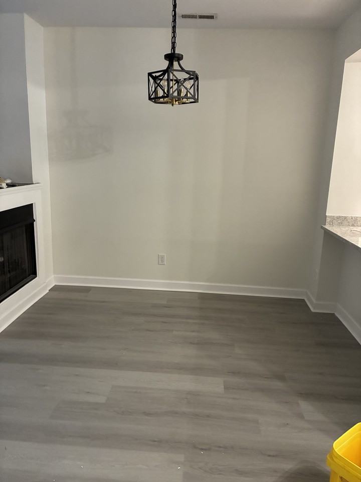 7602 Astoria Pl #7602 - Photo 3 of 6