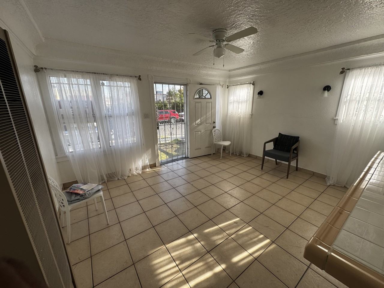 1307 W 56th St #NA - Photo 4 of 5