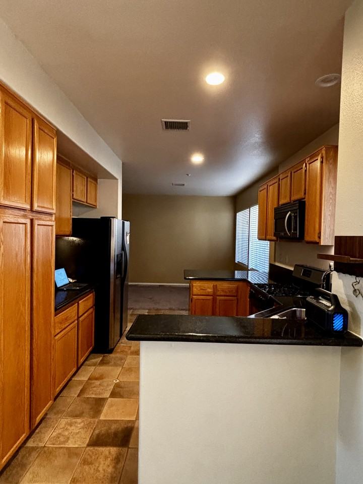 1960 Day Lily Ln #NA - Photo 4 of 20