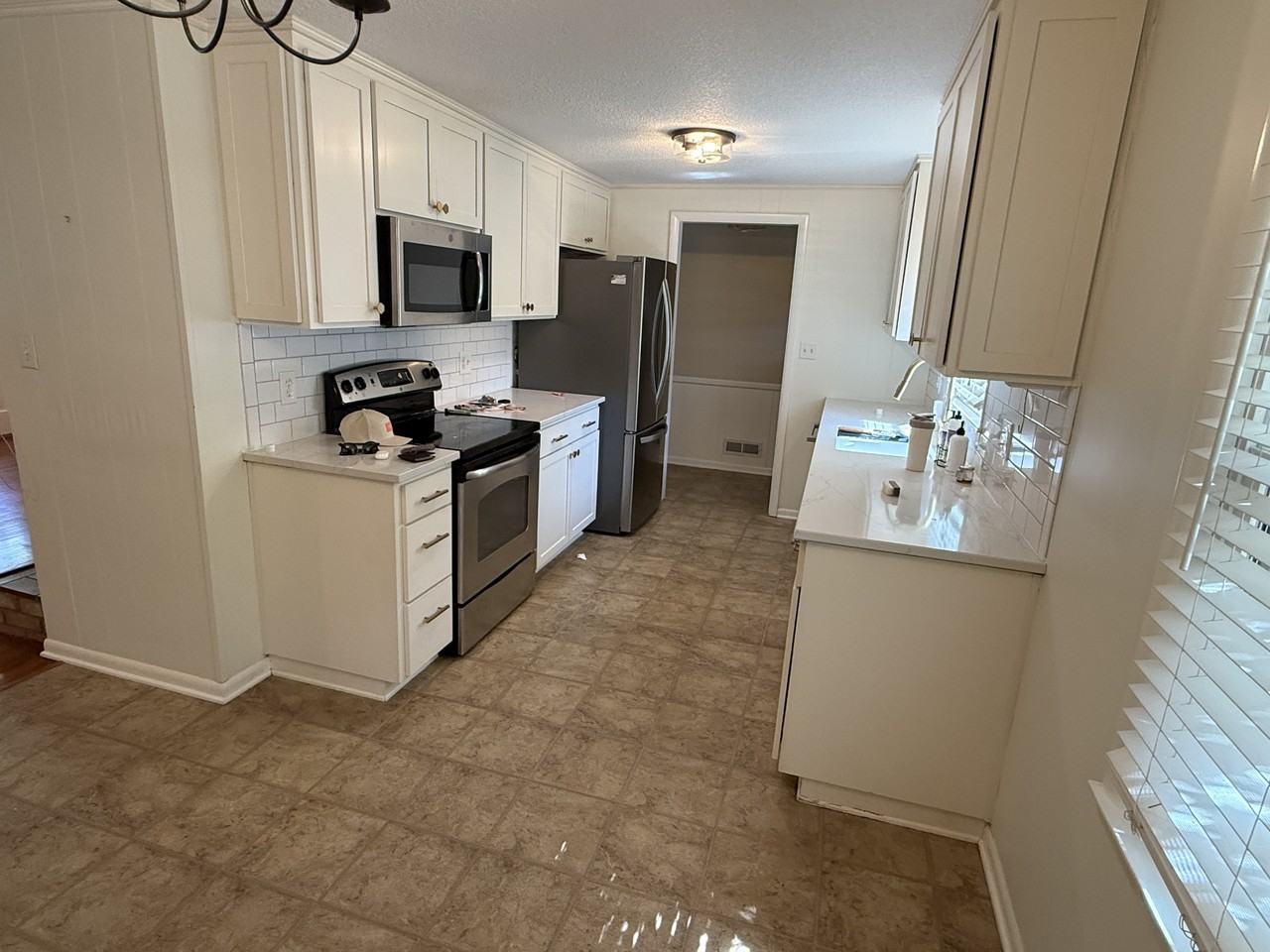 5555 Roeland Dr #NA - Photo 3 of 21