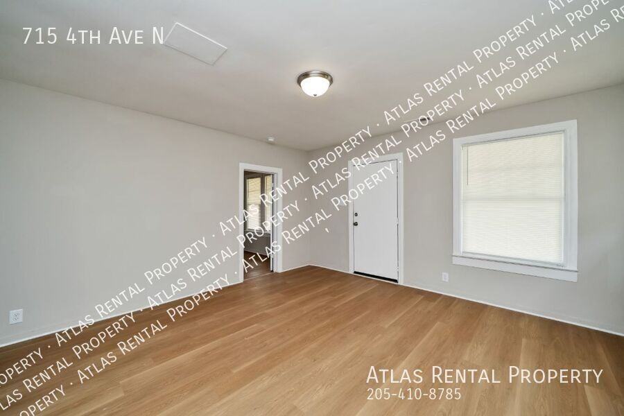 715 4th Ave N - Photo 7 of 18