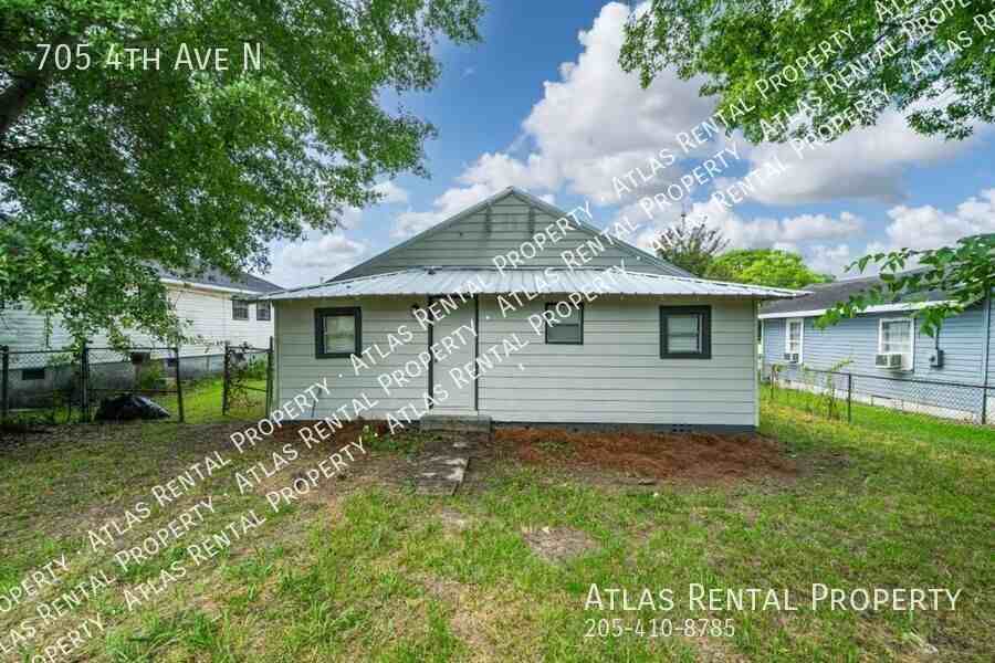 705 4th Ave N - Photo 3 of 15