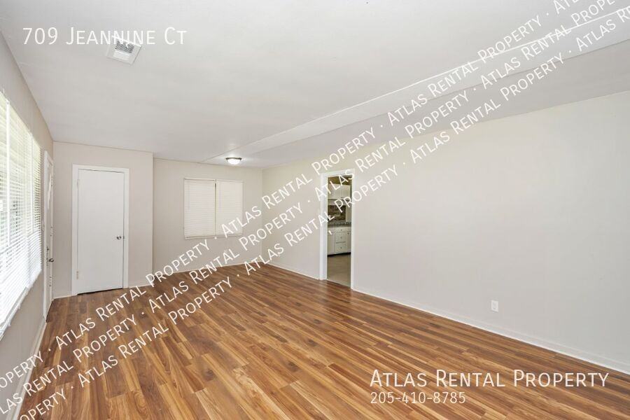 709 Jeannine Ct - Photo 7 of 19