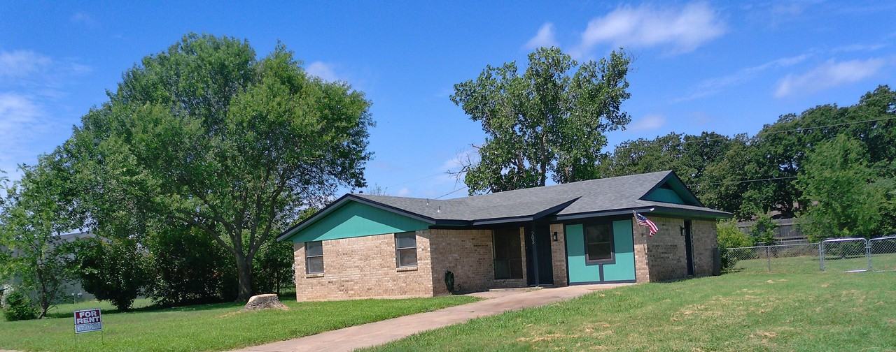 203 Idylwood Dr #NA - Photo 3 of 40