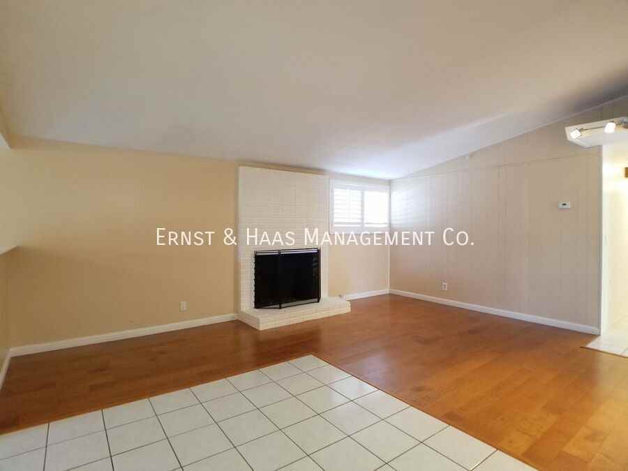 3310 E Curry St - Photo 4 of 34