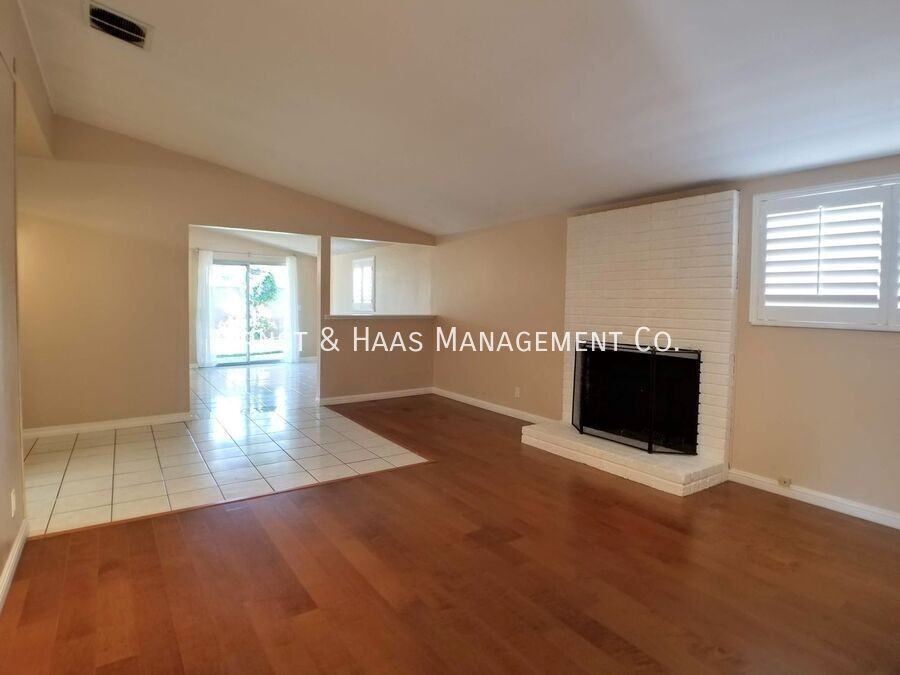 3310 E Curry St - Photo 5 of 34