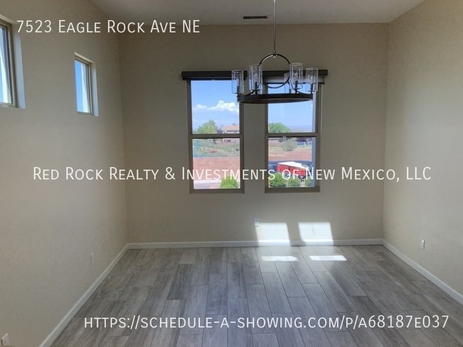 7523 Eagle Rock Ave Ne - Photo 7 of 27