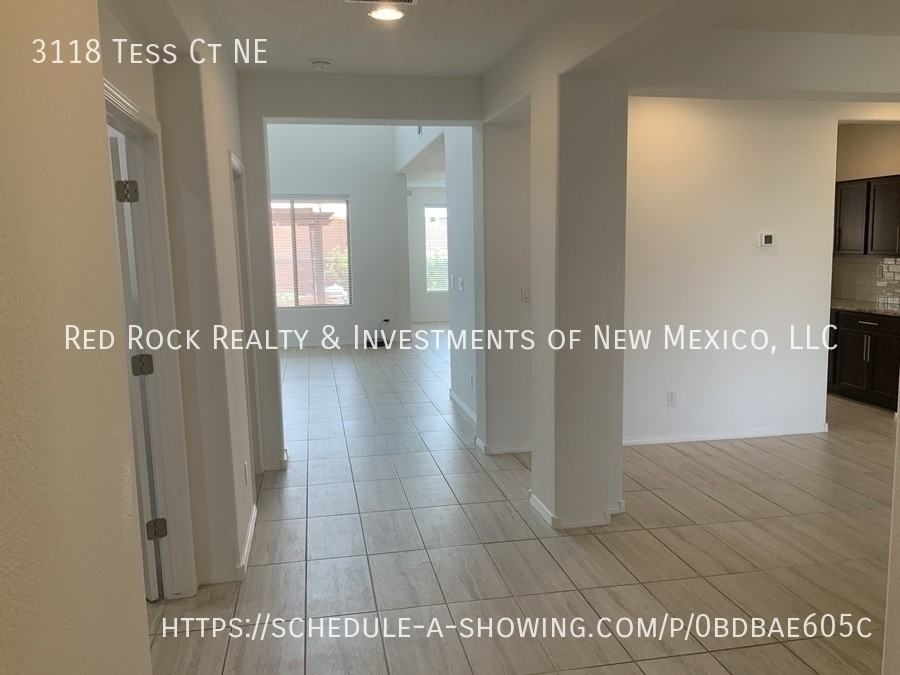 3118 Tess Ct Ne - Photo 3 of 40