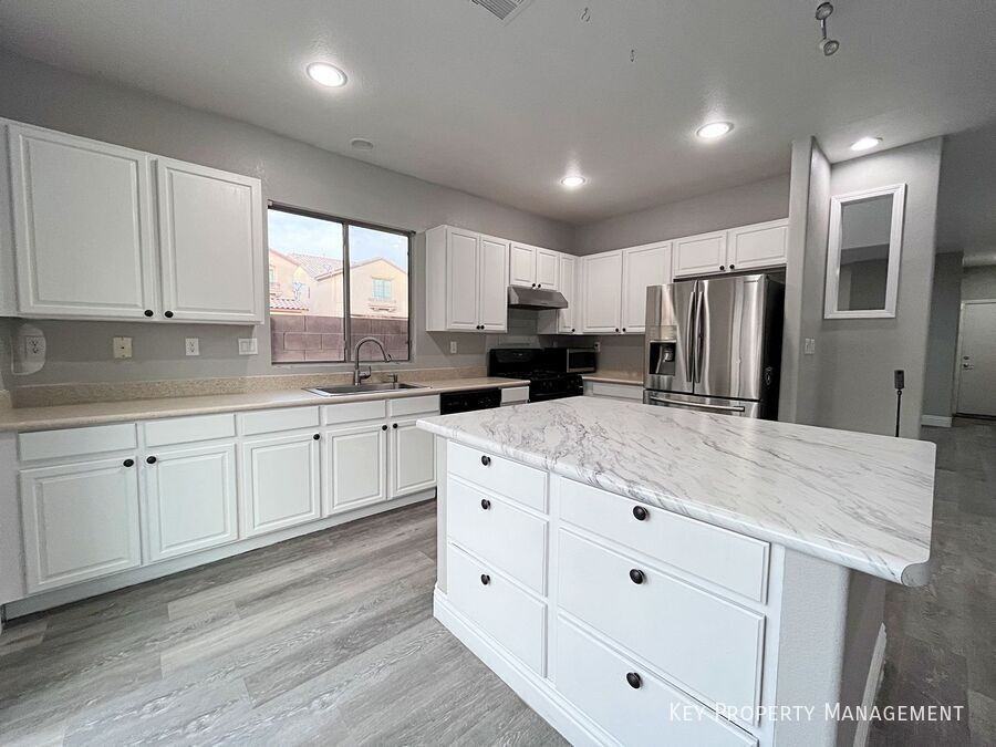6259 Copper Light St - Photo 7 of 26