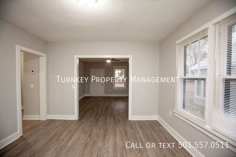 1415 S Cedar St - Photo 3 of 13