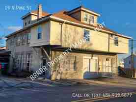 19 N Pine St - Photo 1 of 1