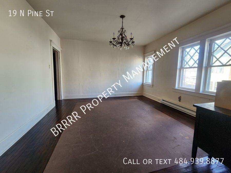 19 N Pine St - Photo 6 of 22