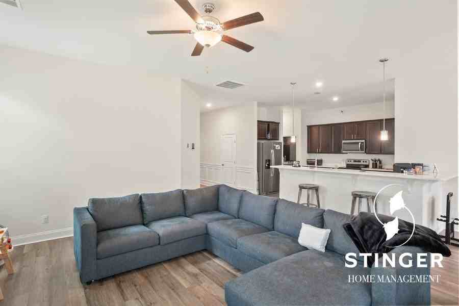 58 Newton Ter - Photo 5 of 29
