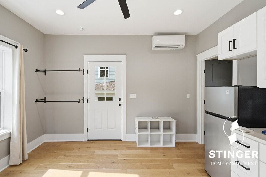 1103 14th Street Garage Apartment - Photo 5 of 12