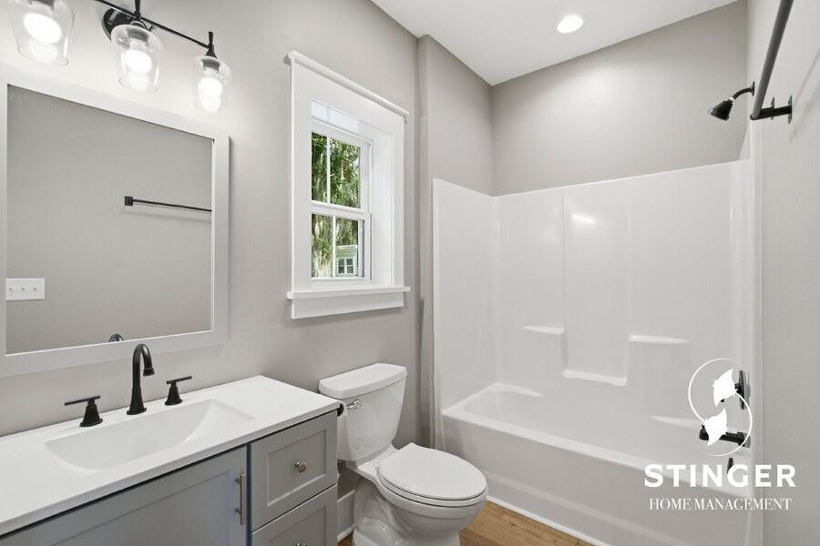1103 14th Street Garage Apartment - Photo 7 of 12