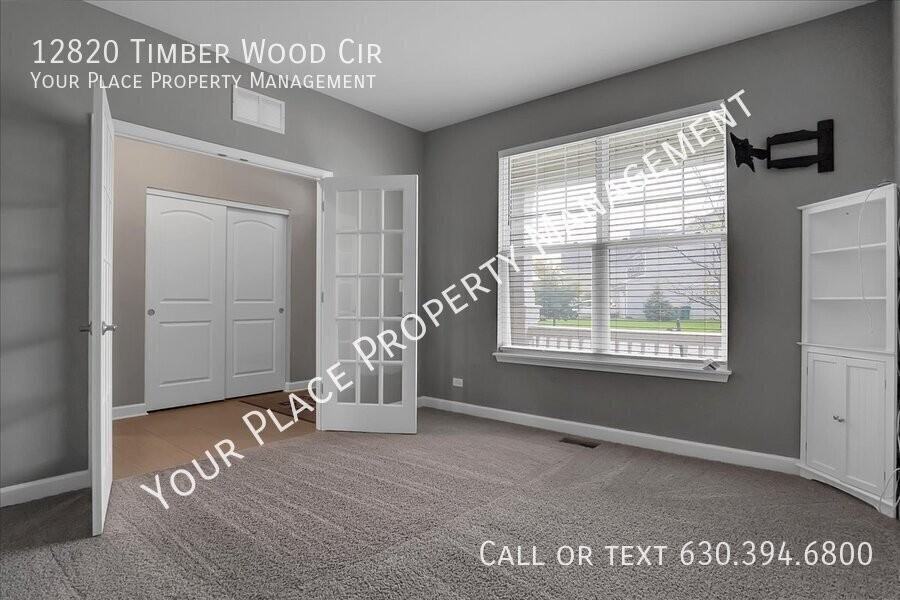 12820 Timber Wood Cir - Photo 3 of 37