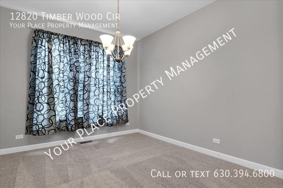 12820 Timber Wood Cir - Photo 4 of 37