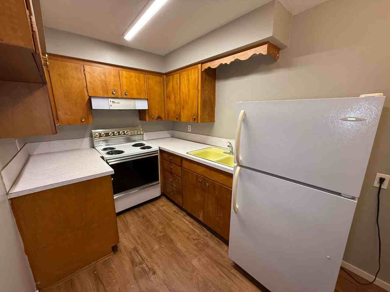 943 East Augusta Avenue - Photo 3 of 8