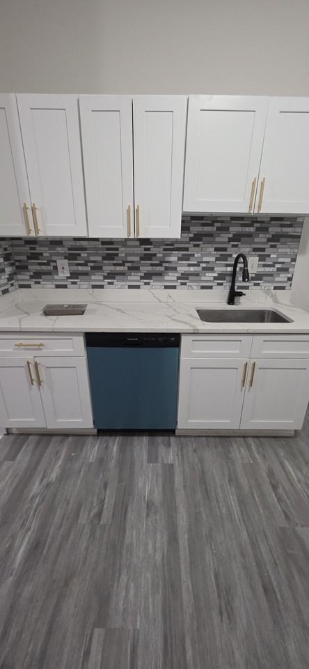 2723 W Lafayette Ave - Photo 4 of 9