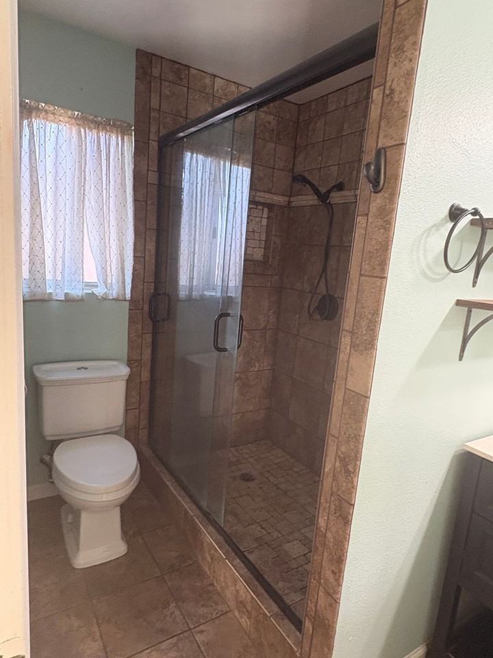 8139 Winfield Dr - Photo 6 of 11