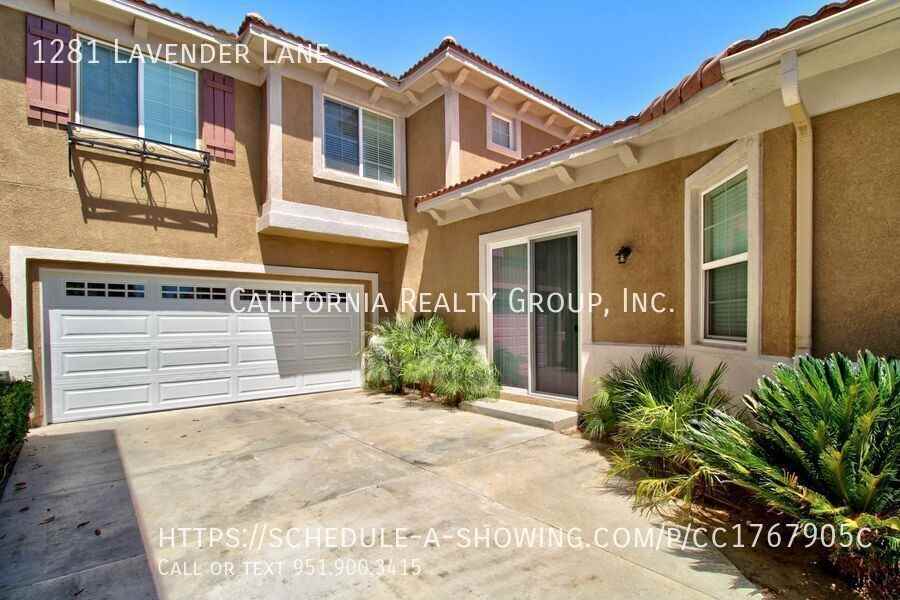 1281 Lavender Ln - Photo 4 of 50