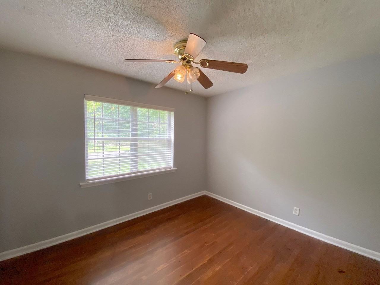 8282 Fayette Cv - Photo 5 of 17