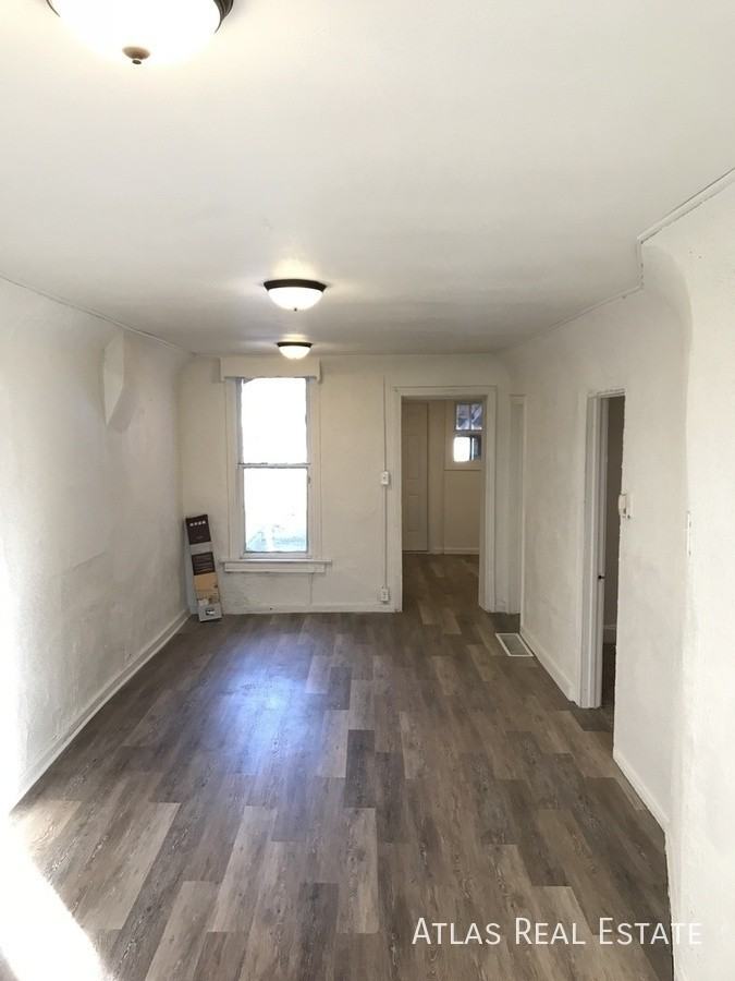4718 N Josephine St - Photo 4 of 17