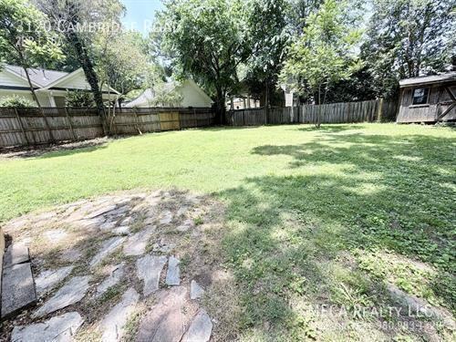 3120 Cambridge Rd - Photo 3 of 13
