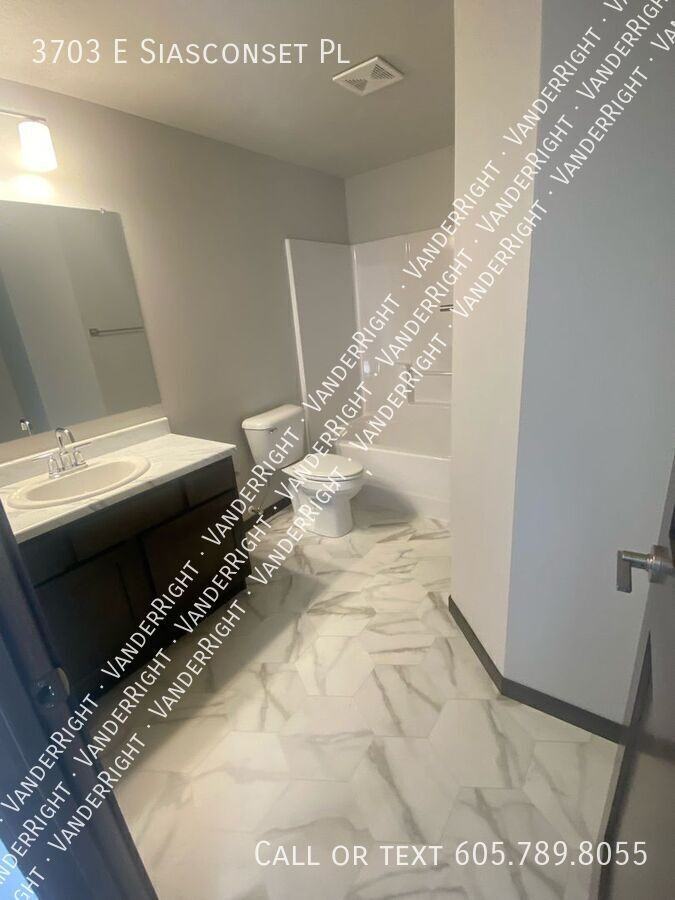3703 E Siasconset Pl - Photo 7 of 14