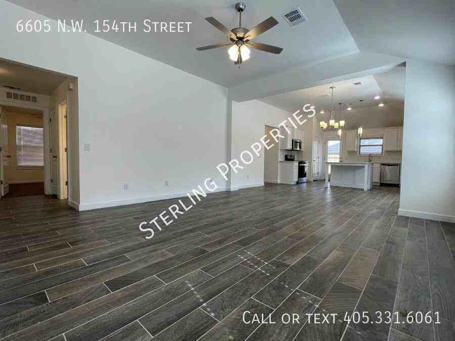 6605 Nw 154th St - Photo 3 of 26
