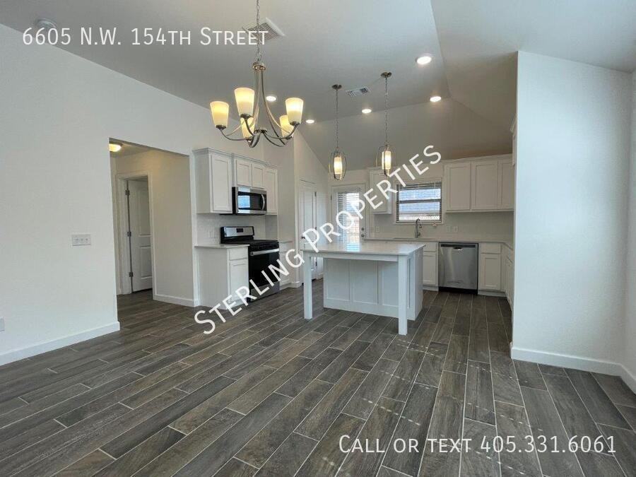 6605 Nw 154th St - Photo 5 of 26