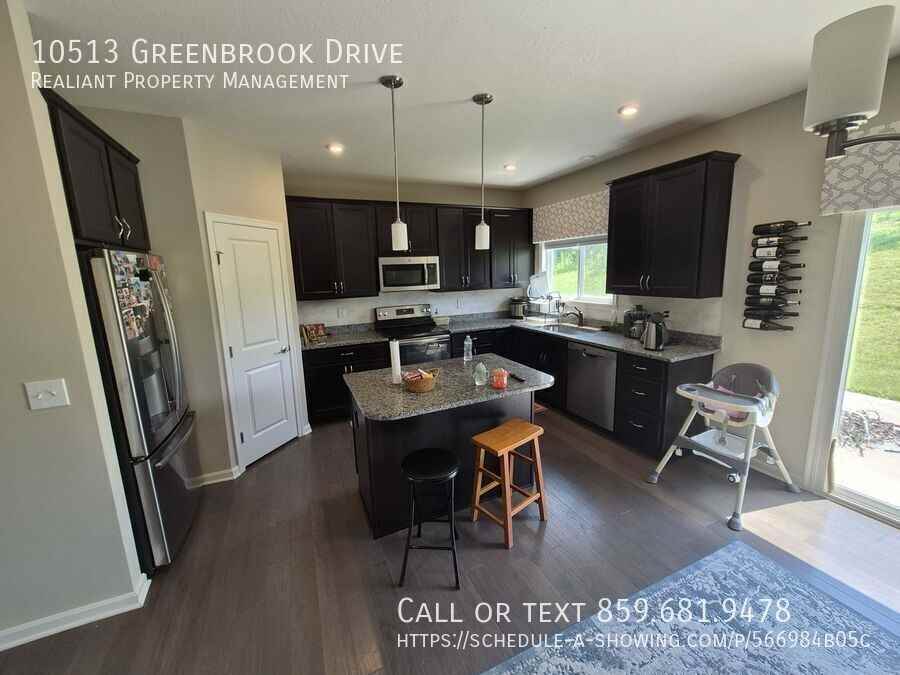 10513 Greenbrook Dr - Photo 6 of 23