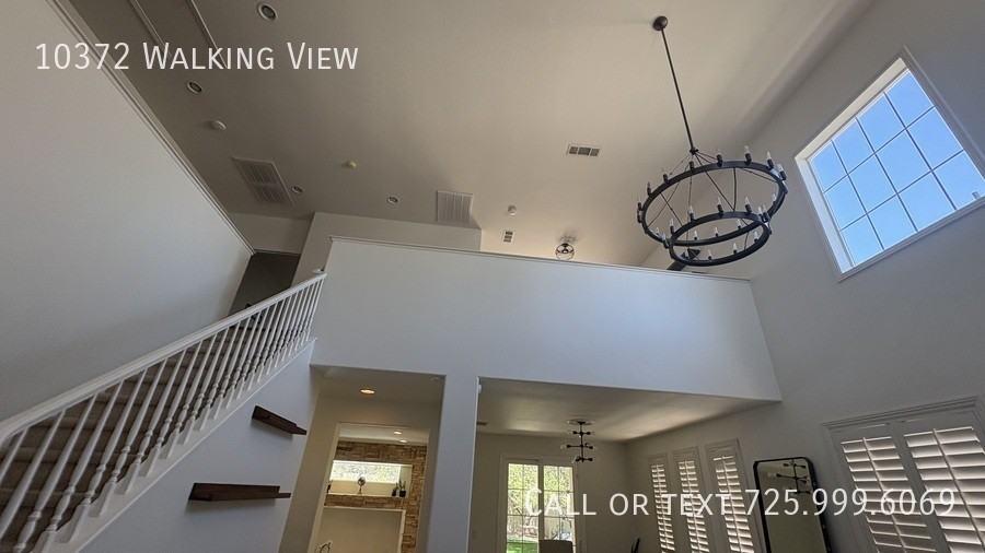 10372 Walking View Ct - Photo 4 of 11