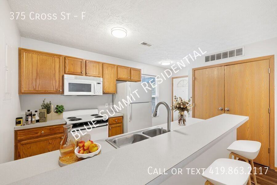 375 Cross St #F - Photo 2 of 7